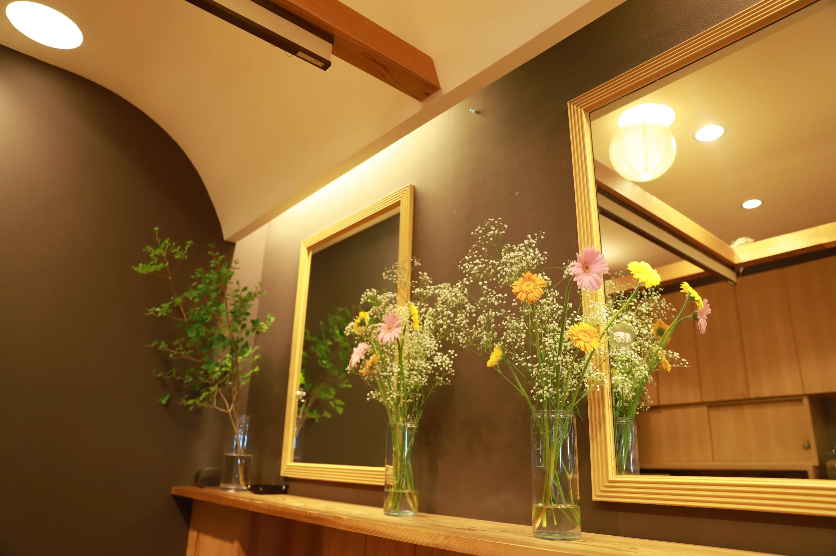 Hair Associe IWAI サロン内装